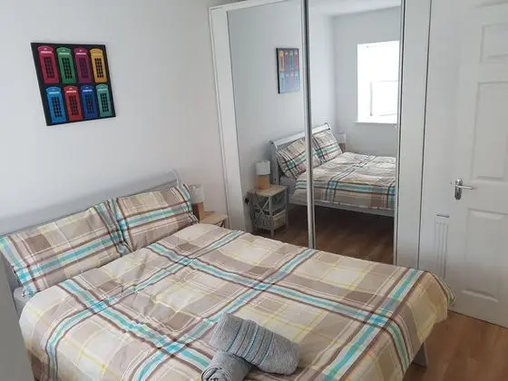 Four bed comfy house cork suit 7 guest