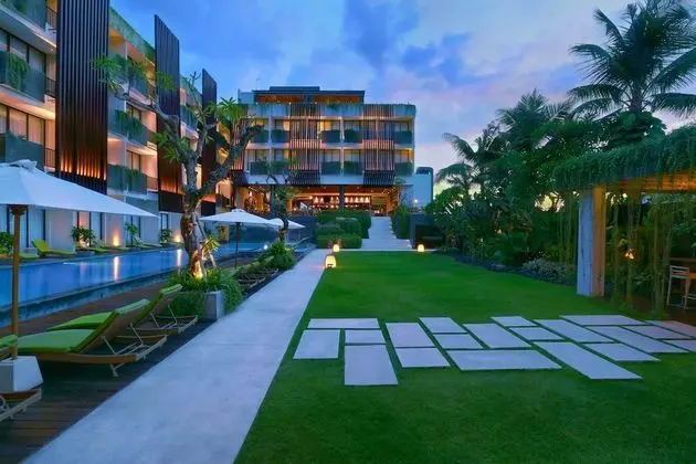 Four Points by Sheraton Bali Seminyak - Havuz