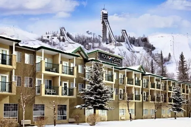 Four Points By Sheraton Calgary West 