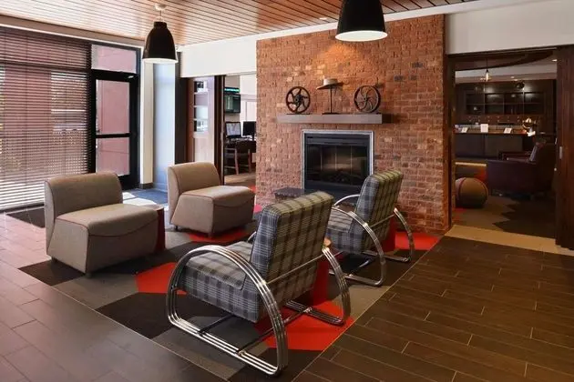 Four Points by Sheraton Detroit Metro Airport