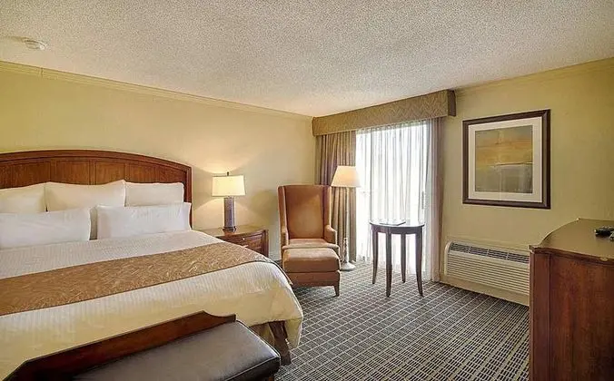Four Points Sheraton Hyannis Resort