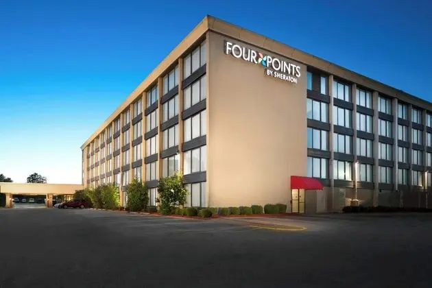 Four Points by Sheraton Kansas City Airport