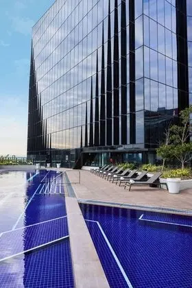 Four Points by Sheraton Melbourne Docklands - Havuz