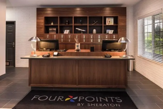Four Points by Sheraton Mount Prospect OHare