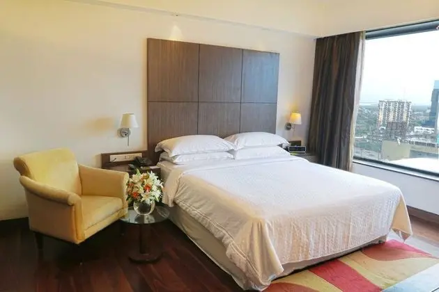 Four Points by Sheraton Navi Mumbai, Vashi - Oda
