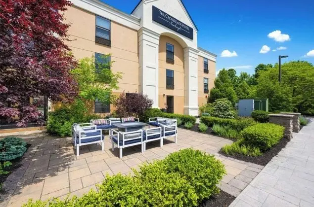 Four Points by Sheraton Newburgh Stewart Airport