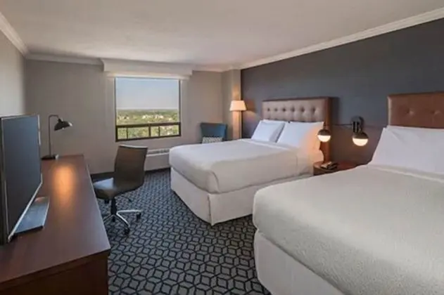 Four Points by Sheraton Niagara Falls Fallsview - Oda Manzaraları