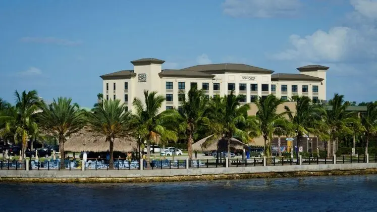 Four Points by Sheraton Punta Gorda Harborside