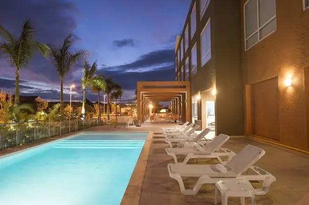 Four Points by Sheraton Puntacana Village - Havuz