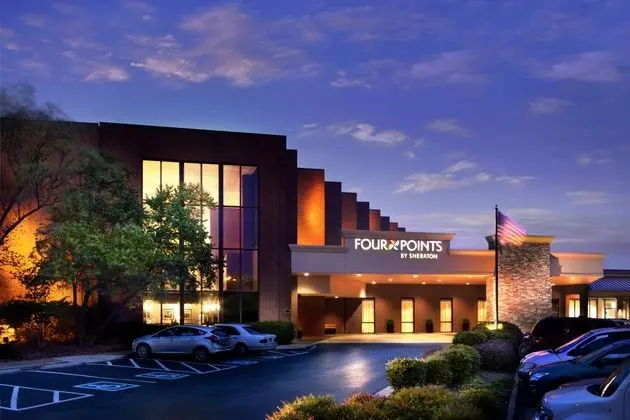 Four Points by Sheraton Richmond Airport - Dış Mekan