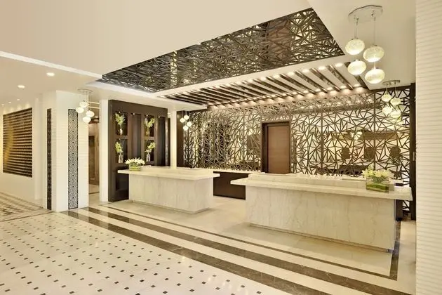 Four Points By Sheraton Srinagar - Lobi