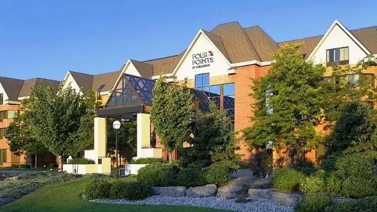 Four Points by Sheraton St. Catharines Niagara S