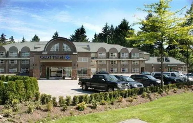 Four Points by Sheraton Surrey Hotel