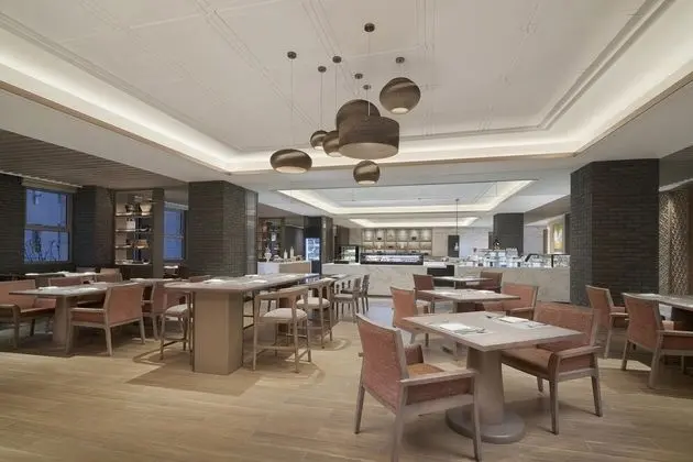 Four Points by Sheraton Suzhou, Wuzhong - Yerinde Yemek