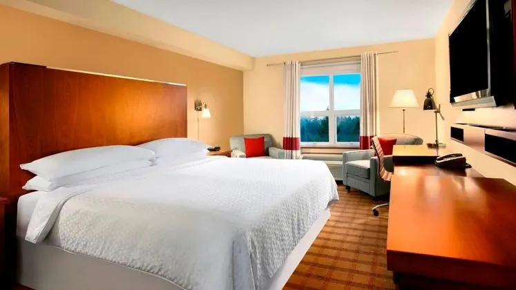 Four Points by Sheraton Victoria Gateway - Oda