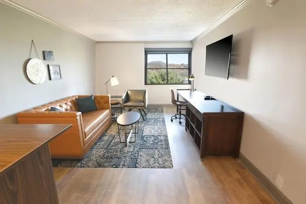 Four Points by Sheraton York - Oda