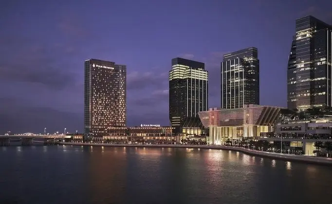 Four Seasons Hotel Abu Dhabi at Al Maryah Island