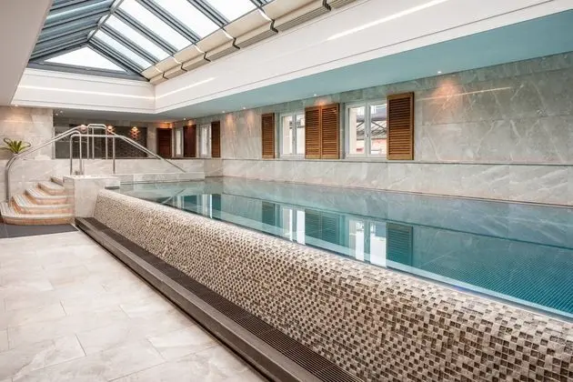 Four Seasons Hotel des Bergues Geneva - Havuz