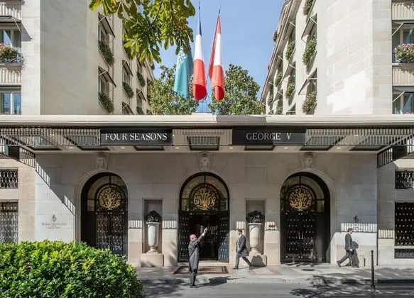 Four Seasons Hotel George V - Dış Mekan
