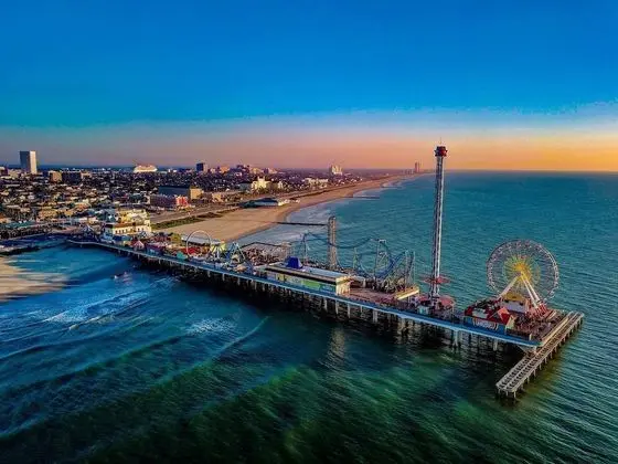 FOUR SEASONS on the gulf