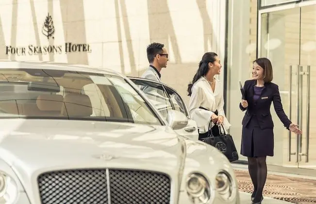 Four Seasons Hotel Hong Kong - Dış Mekan