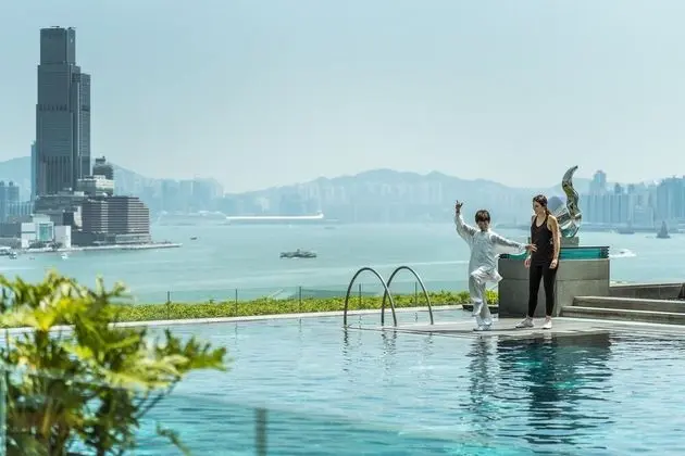 Four Seasons Hotel Hong Kong - Havuz