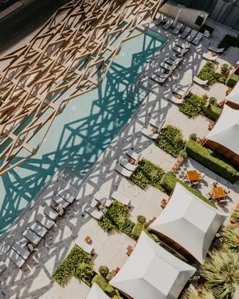 Four Seasons Hotel Kuwait at Burj Alshaya - Havuz