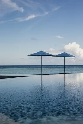Four Seasons Maldives At Kuda Huraa - Havuz