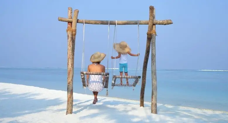 Four Seasons Maldives At Kuda Huraa - Plaj