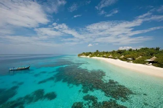 Four Seasons Maldives at Landaa Giraavaru - Plaj