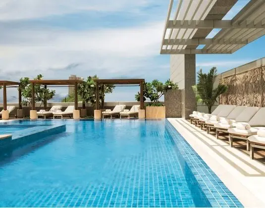 Four Seasons Hotel Mumbai - Havuz