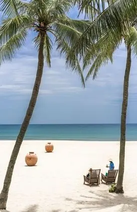 Four Seasons Resort The Nam Hai, Hoi An, Vietnam - Plaj