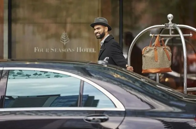 Four Seasons Hotel Toronto - Dış Mekan