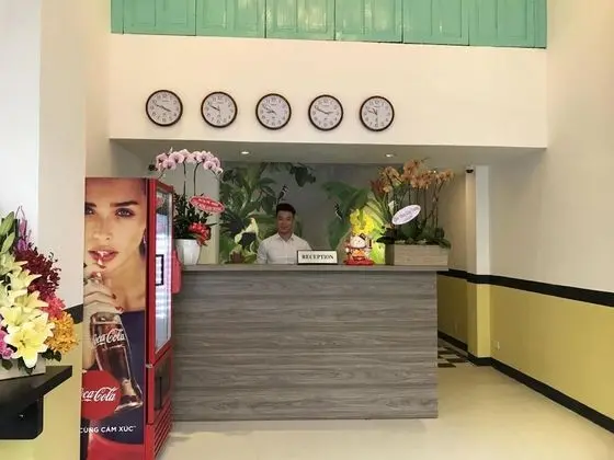 FourC Hotel - Hostel - Lobi