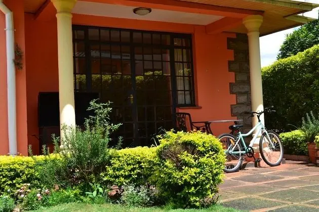 Fourways Junction Villa 1