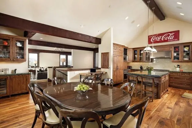 Fox Crossing Luxury Home - Mutfak