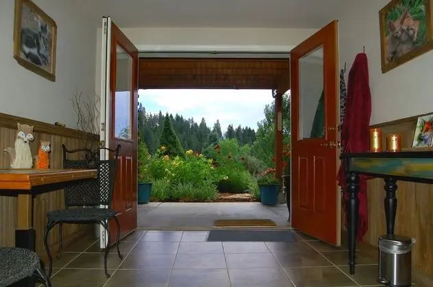 Fox Den Bed and Breakfast - Lobi