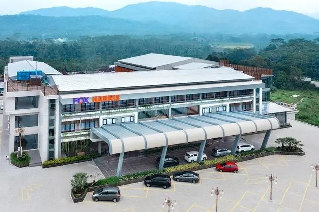 Fox Harris Hotel & Convention Banjarnegara - Dış Mekan