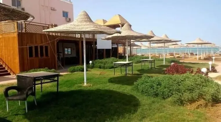 Fox House Resort