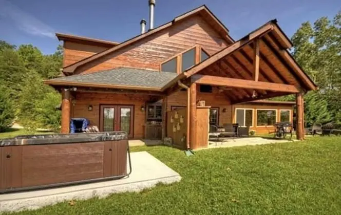Fox Run Lodge