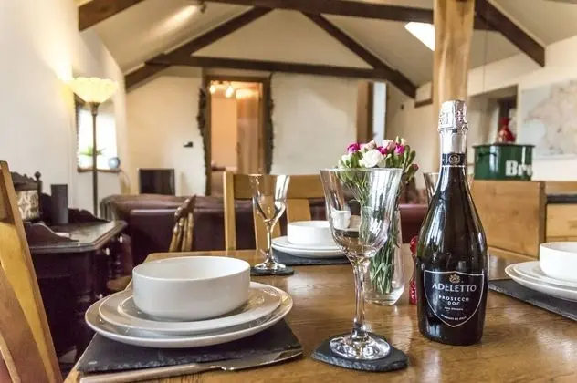 Foxglove - Luxurious Barn Conversion - Yerinde Yemek