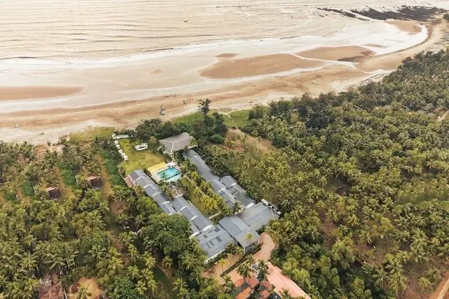 Foxoso La Alphonso Beach Resort & Spa - Plaj