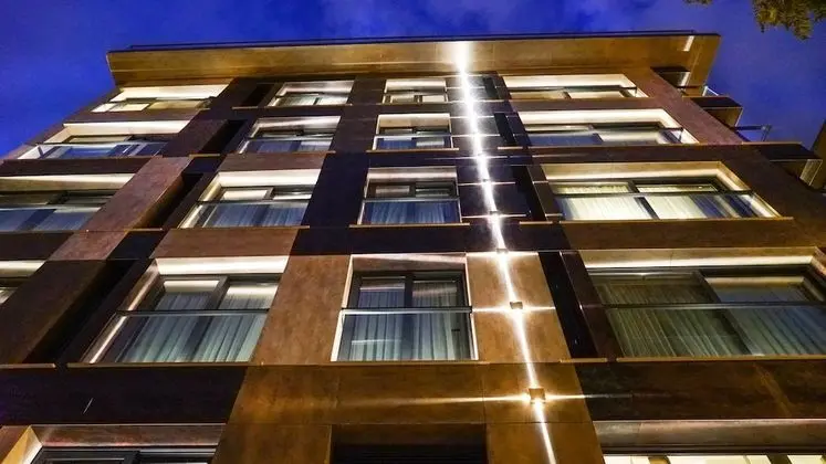Fragments Hotel