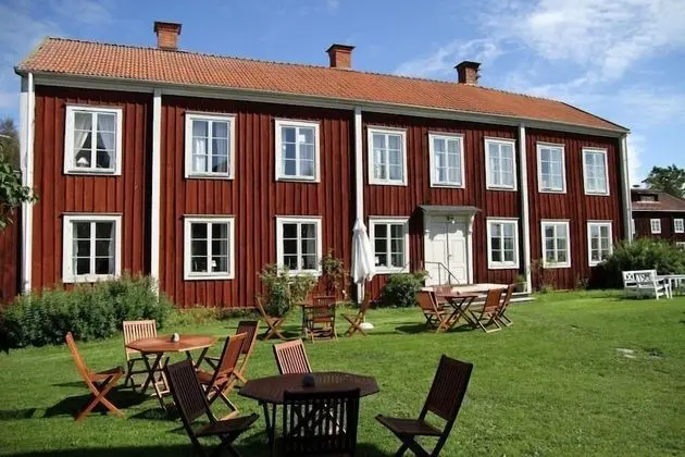 Frägsta Hälsingegård Bed & Breakfast