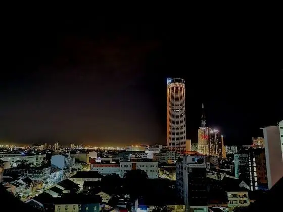 Frame Hotel