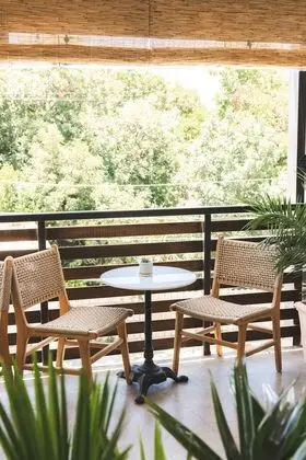 The Frances Modern Inn - Dış Mekan