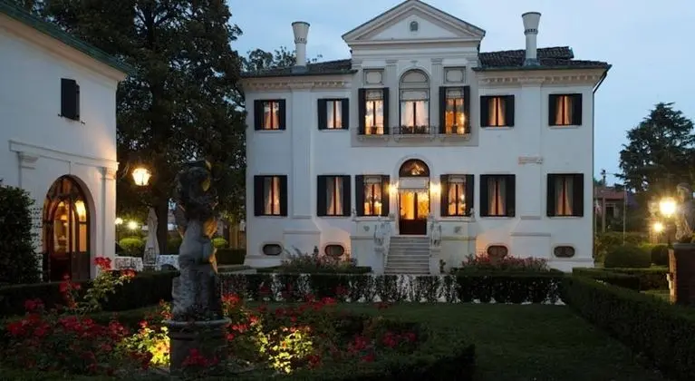 Hotel Villa Franceschi