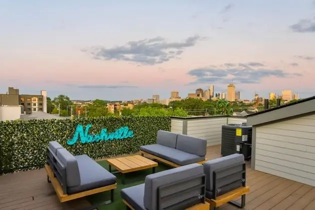 Franklin by Avantstay Trendy Townhouse in Great Location w/ Private Roof Top Patio - Öne Çıkan Resim