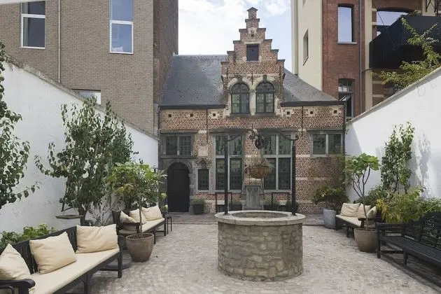 Hotel FRANQ
