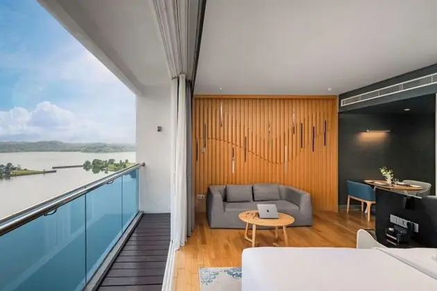 FRASER PLACE PUTERI HARBOUR - Oda